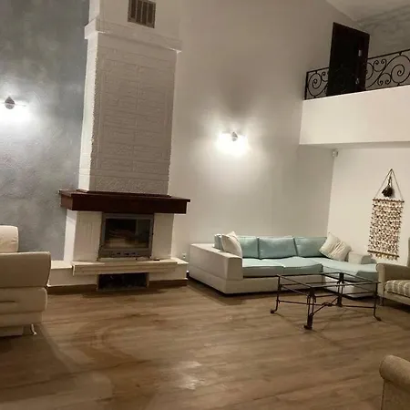 Bodrum'da Oezel Iskeleli 4+1 Yali Dairesi Bodrum